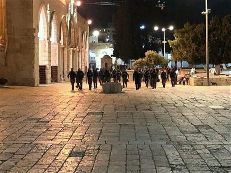 الاحتلال الإسرائيلي يطرد المعتكفين بـ"الأقصى" لليلة الثالثة على التوالي الاحتلال الإسرائيلي يطرد المعتكفين بـ"الأقصى" لليلة الثالثة على التوالي