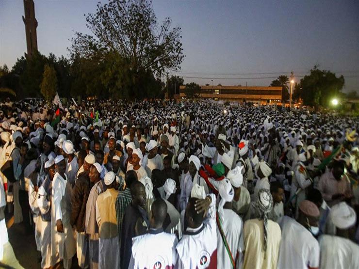 "أطباء السودان": ارتفاع القتلى وسط المعتصمين إلى خمسة "أطباء السودان": ارتفاع القتلى وسط المعتصمين إلى خمسة
