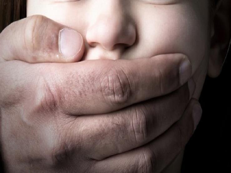 "بنتي اختفت".. أب يروي تفاصيل محاولة سيدة اختطاف طفلته بالخانكة "بنتي اختفت".. أب يروي تفاصيل محاولة سيدة اختطاف طفلته بالخانكة
