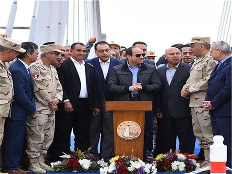 الرئيس السيسي: لو تأخرنا في تنفيذ مشروعات الطرق لكلفتنا 3 أضعافها الرئيس السيسي: لو تأخرنا في تنفيذ مشروعات الطرق لكلفتنا 3 أضعافها