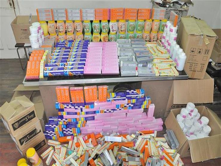 جمارك نويبع تُحبط تهريب مستحضرات تجميل بتعويضات 3.6 مليون جنيه جمارك نويبع تُحبط تهريب مستحضرات تجميل بتعويضات 3.6 مليون جنيه