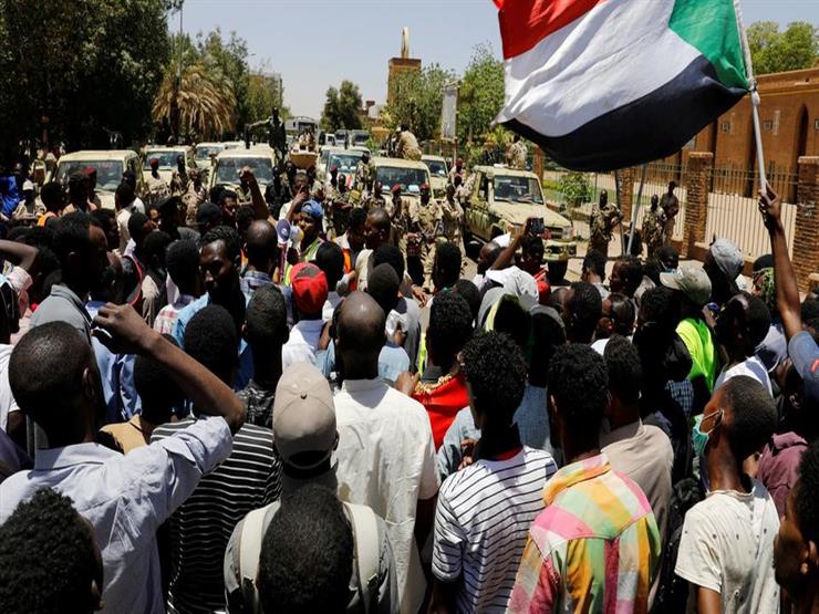 شهود: سماع دوي إطلاق رصاص بمحيط منطقة الاعتصام بوسط العاصمة السودانية شهود: سماع دوي إطلاق رصاص بمحيط منطقة الاعتصام بوسط العاصمة السودانية