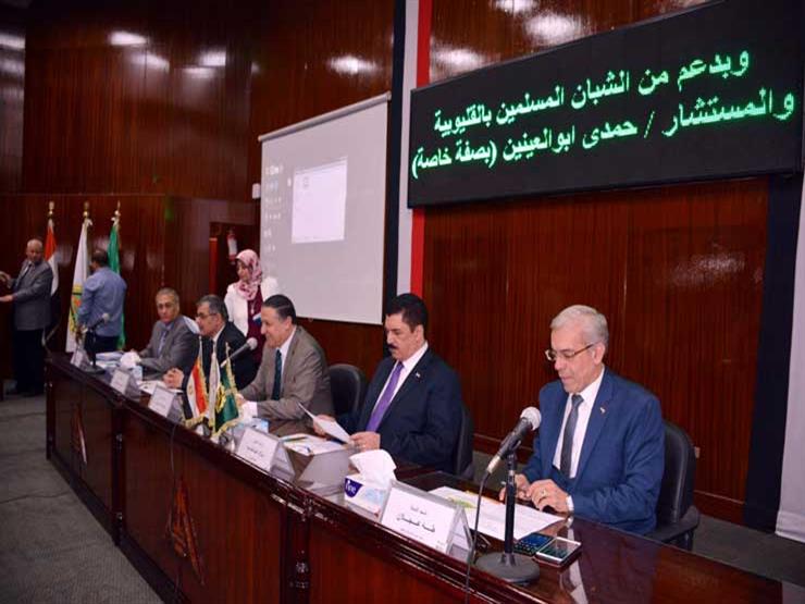 محافظ القليوبية يشارك في حفل تكريم خريجي مبادرة صنايعية مصر بجامعة بنها محافظ القليوبية يشارك في حفل تكريم خريجي مبادرة صنايعية مصر بجامعة بنها