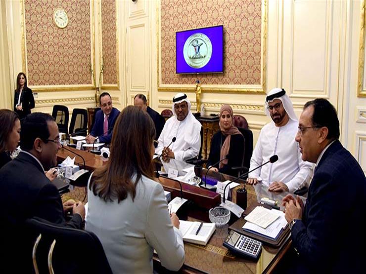 رئيس الوزراء يبحث مع وفد إماراتي التعاون في مجال التطوير والإصلاح الإداري رئيس الوزراء يبحث مع وفد إماراتي التعاون في مجال التطوير والإصلاح الإداري