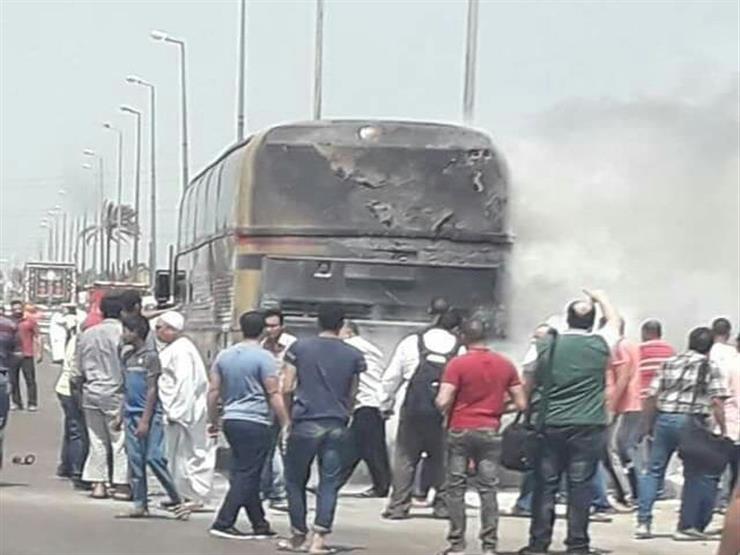 بسبب الحرارة.. اشتعال النيران في أتوبيس بالبحيرة بسبب الحرارة.. اشتعال النيران في أتوبيس بالبحيرة