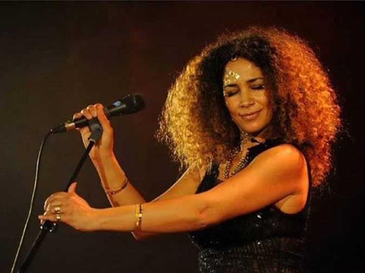 غالية بن على تغني في الأوبرا: "كاملة العدد" غالية بن على تغني في الأوبرا: "كاملة العدد"