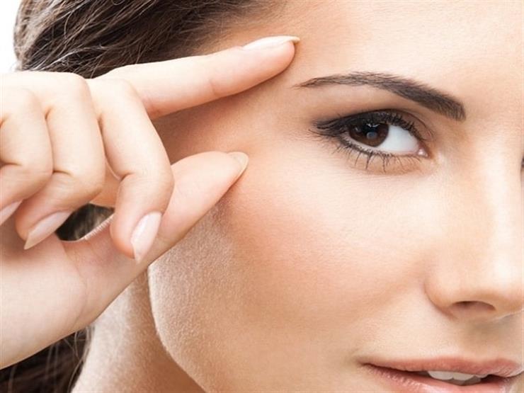بخطوات سهلة وعملية.. حاربي ترهل الجفون بخطوات سهلة وعملية.. حاربي ترهل الجفون