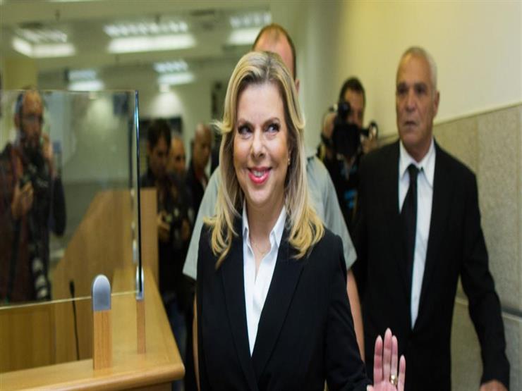 زوجة نتنياهو تعيد أموال الطعام الذي أكلوه لإسرائيل زوجة نتنياهو تعيد أموال الطعام الذي أكلوه لإسرائيل