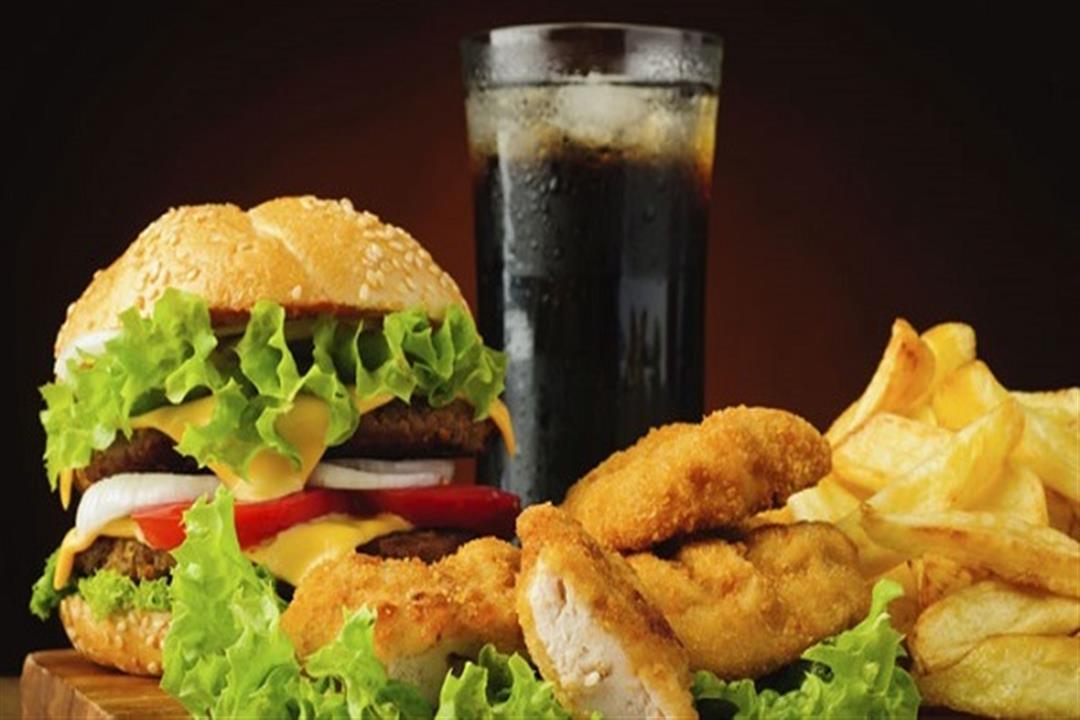 انتبه.. البرجر يؤثر على خصوبة الرجال لهذه الأسباب انتبه.. البرجر يؤثر على خصوبة الرجال لهذه الأسباب