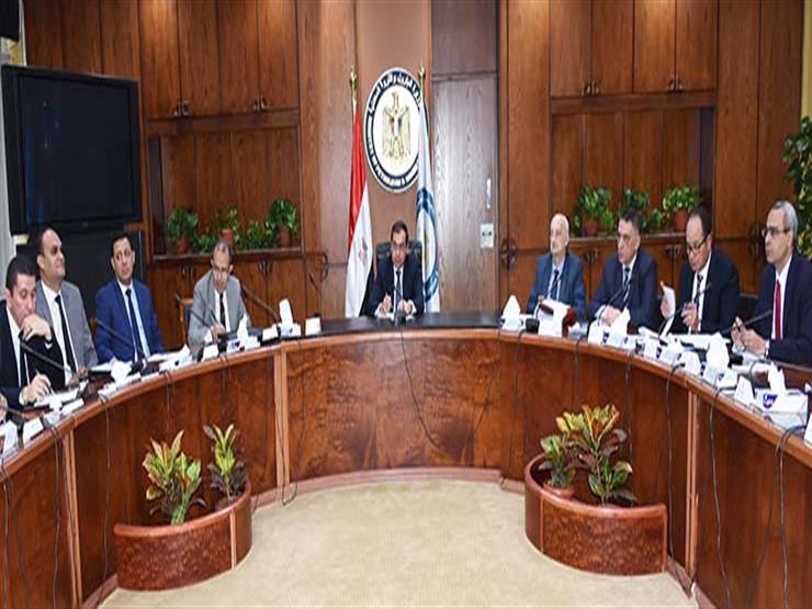 الملا يراجع الصورة النهائية لاستراتيجية تحويل مصر لمركز إقليمي للطاقة الملا يراجع الصورة النهائية لاستراتيجية تحويل مصر لمركز إقليمي للطاقة