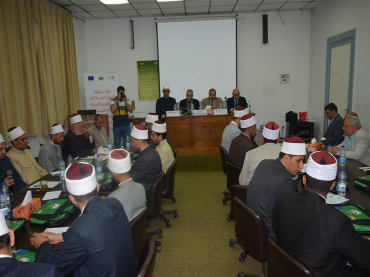 رئيس جامعة الأزهر يفتتح دورة المشورة وفحص راغبي الزواج بالمركز الدولي للسكان رئيس جامعة الأزهر يفتتح دورة المشورة وفحص راغبي الزواج بالمركز الدولي للسكان