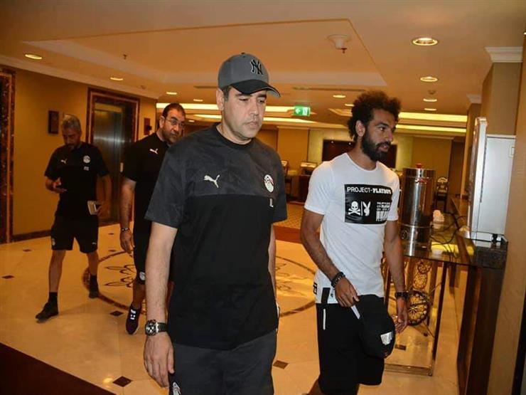 بالفيديو.. صلاح ينضم لمعسكر منتخب مصر بالفيديو.. صلاح ينضم لمعسكر منتخب مصر
