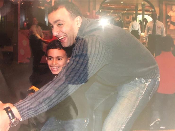 ياسين السقا يستعيد ذكرياته بصورة مع والده ياسين السقا يستعيد ذكرياته بصورة مع والده