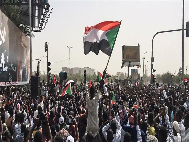 قوى الحرية والتغيير بالسودان: يجب سحب القوات العسكرية من المناطق السكنية قوى الحرية والتغيير بالسودان: يجب سحب القوات العسكرية من المناطق السكنية