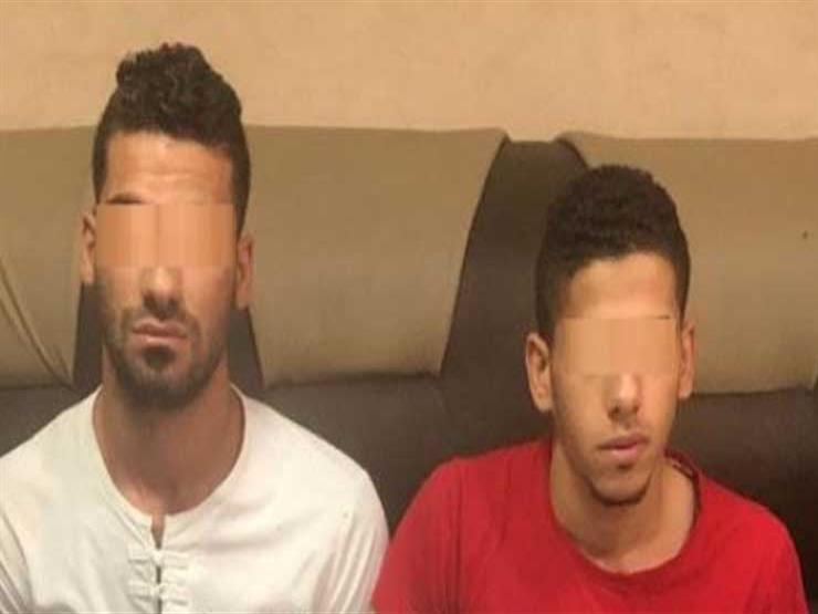 ضبط عاطلين مزقا جسد مسجل خطر بسبب الخلافات المالية بمدينة السلام ضبط عاطلين مزقا جسد مسجل خطر بسبب الخلافات المالية بمدينة السلام