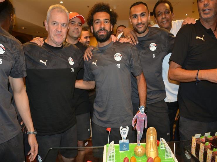 ملف الأربعاء.. الاحتفال بصلاح والمحمدي.. ملامح تشكيل مصر أمام تنزانيا.. وصفقات الريال ملف الأربعاء.. الاحتفال بصلاح والمحمدي.. ملامح تشكيل مصر أمام تنزانيا.. وصفقات الريال