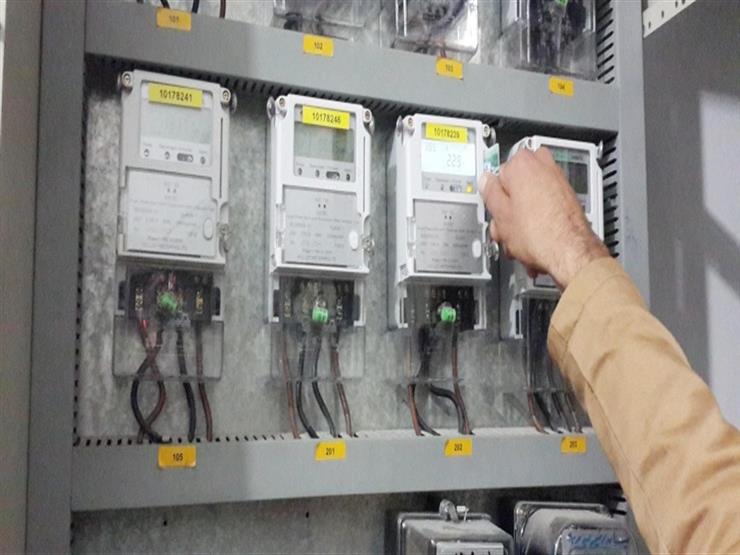 مع بدء الصيف.. كيف تستخدم التكييفات وتتجنب سداد فاتورة كهرباء مرتفعة؟ مع بدء الصيف.. كيف تستخدم التكييفات وتتجنب سداد فاتورة كهرباء مرتفعة؟