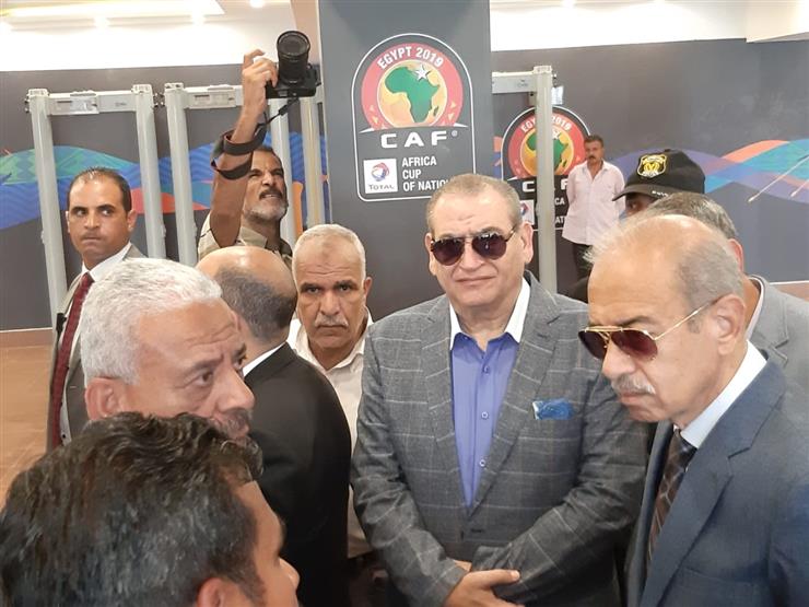 شريف إسماعيل يتفقد استاد السويس قبل تسليمه للكاف شريف إسماعيل يتفقد استاد السويس قبل تسليمه للكاف