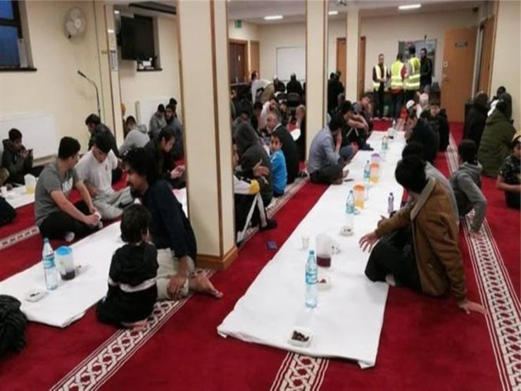 مسجد صديق للبيئة: مسجد بريطاني يتخلى عن استخدام المواد البلاستيكية في رمضان مسجد صديق للبيئة: مسجد بريطاني يتخلى عن استخدام المواد البلاستيكية في رمضان