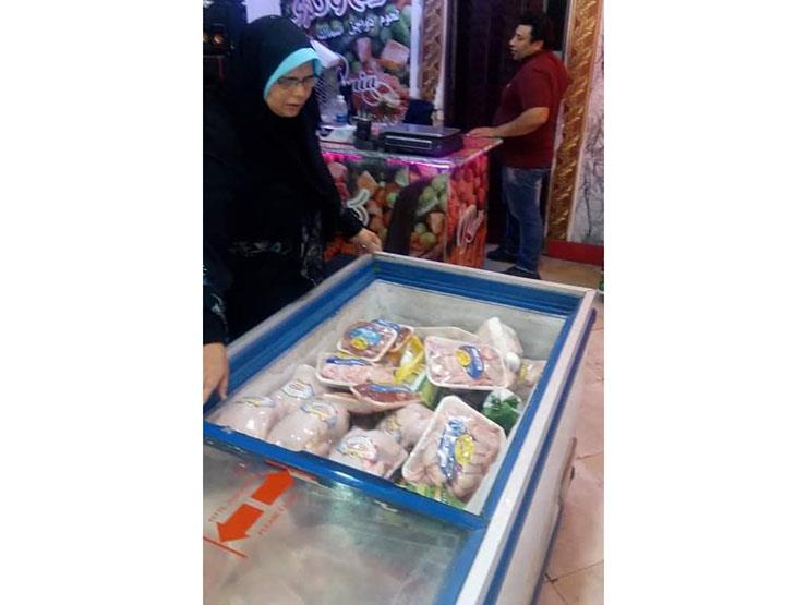 حملة توعية تستهدف أصحاب المحال التجارية في بورسعيد حملة توعية تستهدف أصحاب المحال التجارية في بورسعيد