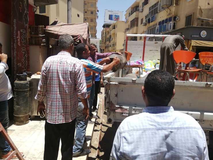 محافظة القاهرة تواصل خطة رفع الإشغالات بالشوارع والميادين محافظة القاهرة تواصل خطة رفع الإشغالات بالشوارع والميادين