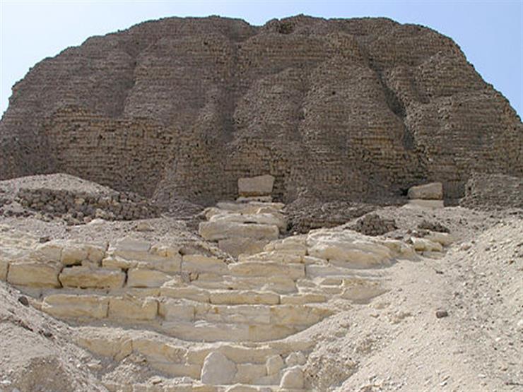 الجمعة.. وزير الآثار يفتتح هرم اللاهون بالفيوم الجمعة.. وزير الآثار يفتتح هرم اللاهون بالفيوم