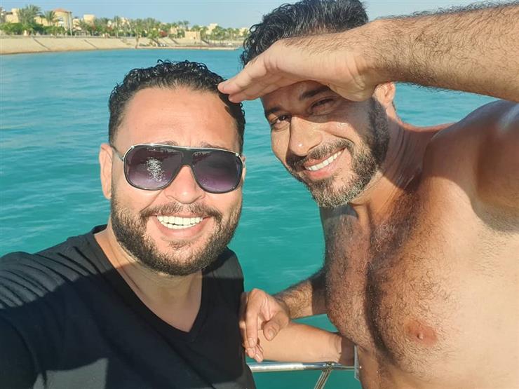 صورة| أحمد رزق يقضي إجازة الصيف بصحبة السعدني صورة| أحمد رزق يقضي إجازة الصيف بصحبة السعدني