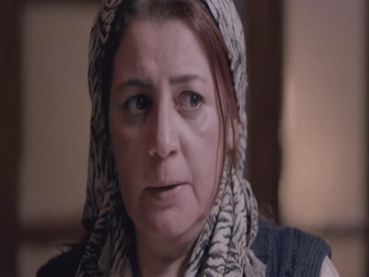 خاص| حنان سليمان عن دور الأم: "كان عبء كبير" خاص| حنان سليمان عن دور الأم: "كان عبء كبير"