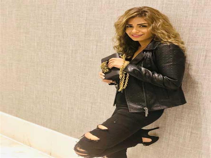 منة فضالي تعلن عن "جوازة مرتاحة" منة فضالي تعلن عن "جوازة مرتاحة"