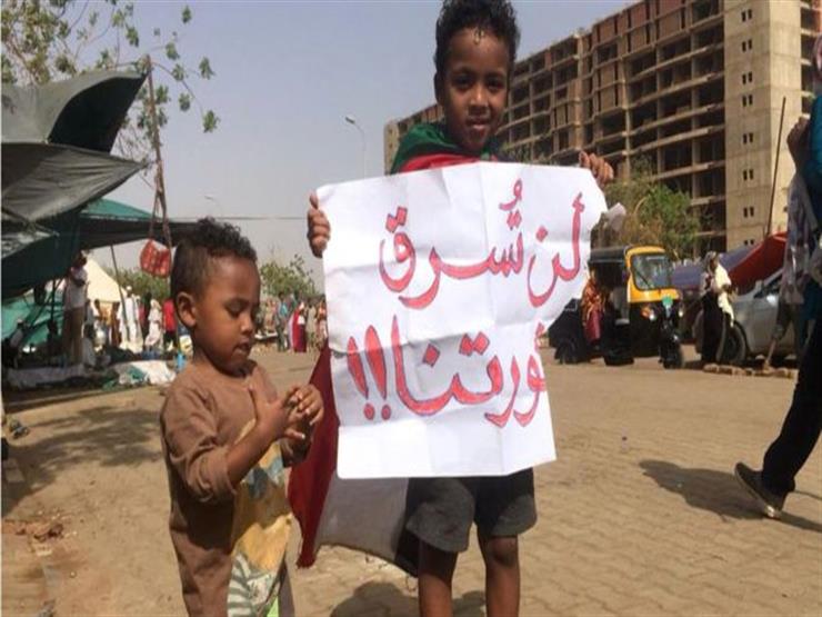 "مليونية السودان" رسالة قوية إلى المجلس العسكري لتسليم السلطة "مليونية السودان" رسالة قوية إلى المجلس العسكري لتسليم السلطة