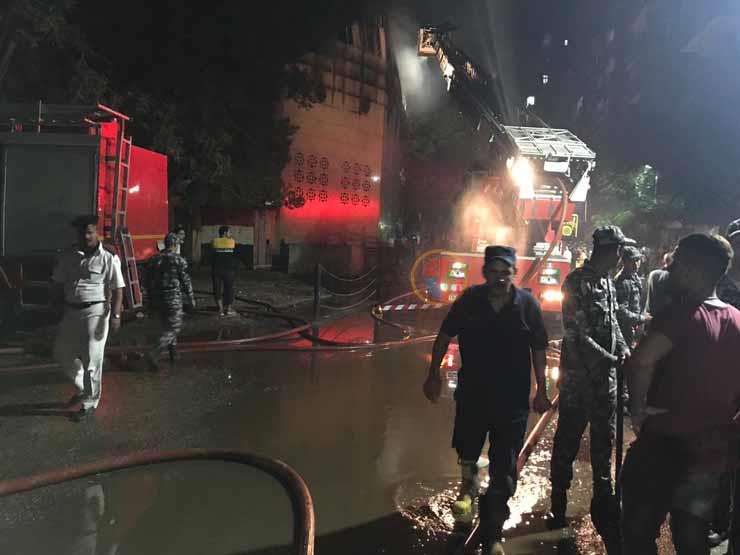 مصدر: حصر خسائر كنيسة الأنبا بولا بعد انتهاء عمليات التبريد مصدر: حصر خسائر كنيسة الأنبا بولا بعد انتهاء عمليات التبريد