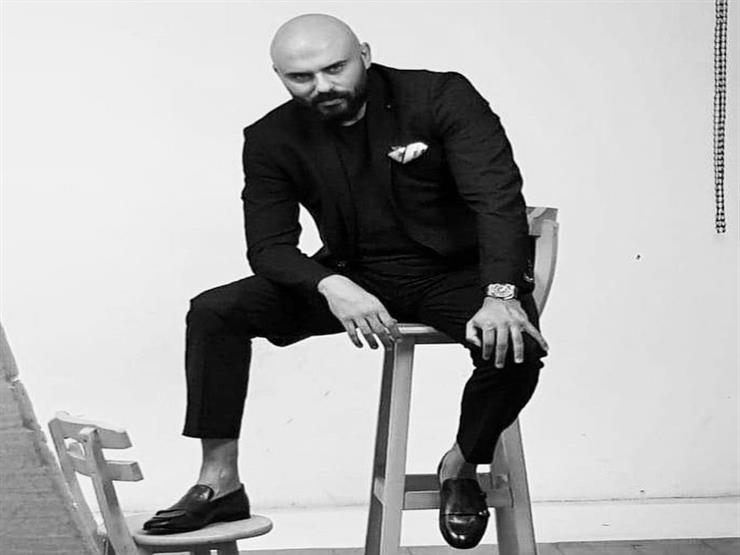 أحمد صلاح حسني: "قلبي مقسموم كرويا" أحمد صلاح حسني: "قلبي مقسموم كرويا"