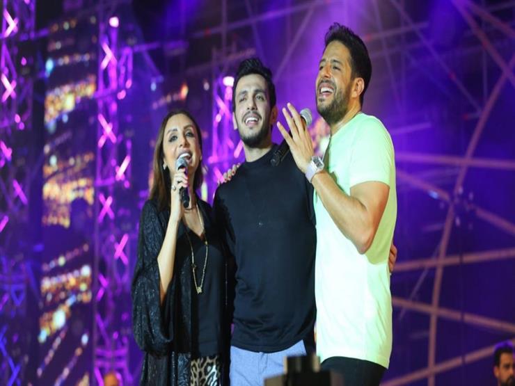 فيديو| أنغام عن غنائها في حفل حماقي: "هو وزوجي اتفقا عليّ.. وجمهوره مختلف مش كلاسيك" فيديو| أنغام عن غنائها في حفل حماقي: "هو وزوجي اتفقا عليّ.. وجمهوره مختلف مش كلاسيك"