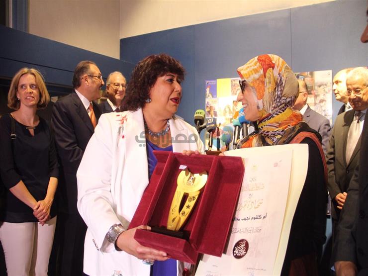 في حفل افتتاح متحف نجيب محفوظ.. كيف استقبل أديب نوبل ضيوفه؟ في حفل افتتاح متحف نجيب محفوظ.. كيف استقبل أديب نوبل ضيوفه؟