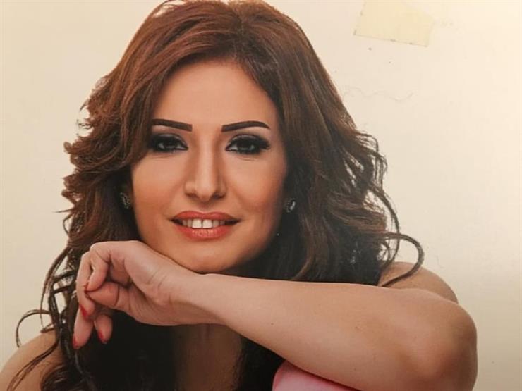 فيديو| أمل رزق باكية: "مش عاوزة حاجة من حد" فيديو| أمل رزق باكية: "مش عاوزة حاجة من حد"
