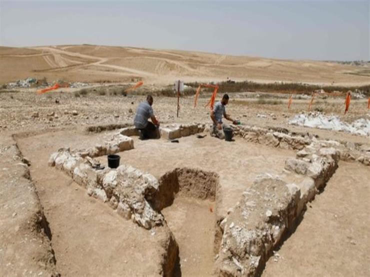 خبراء آثار إسرائيليون يكتشفون بقايا مسجد عمره 1200 عام خبراء آثار إسرائيليون يكتشفون بقايا مسجد عمره 1200 عام