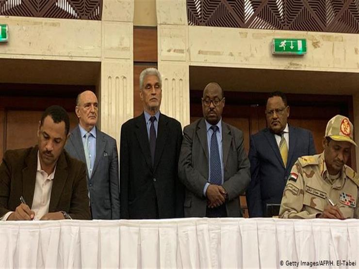 السودان ـ معارضون يعلنون تأجيل المفاوضات مع المجلس العسكري السودان ـ معارضون يعلنون تأجيل المفاوضات مع المجلس العسكري