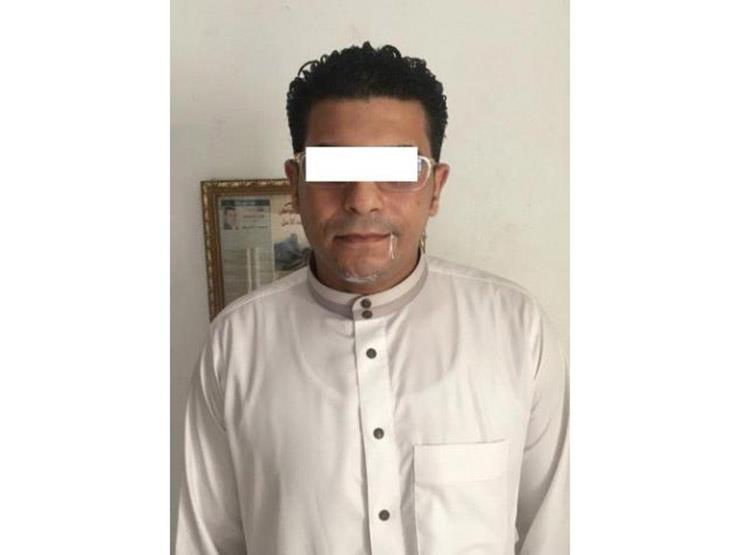 سقوط أخصائي العلاج الطبيعي المزيف بالإسكندرية.. والتحريات: "حاصل على دبلوم" سقوط أخصائي العلاج الطبيعي المزيف بالإسكندرية.. والتحريات: "حاصل على دبلوم"