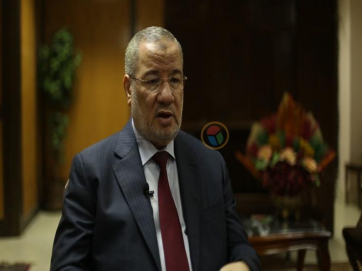 مستشار وزيرة التضامن يوضح الشروط الجديدة للخروج على المعاش المبكر (فيديو) مستشار وزيرة التضامن يوضح الشروط الجديدة للخروج على المعاش المبكر (فيديو)