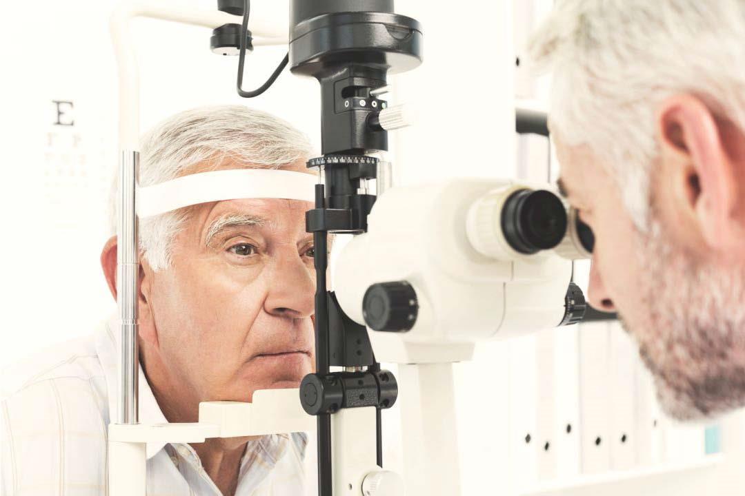 بعضها خطير.. 6 أمراض تصيب العين بعد الأربعين بعضها خطير.. 6 أمراض تصيب العين بعد الأربعين