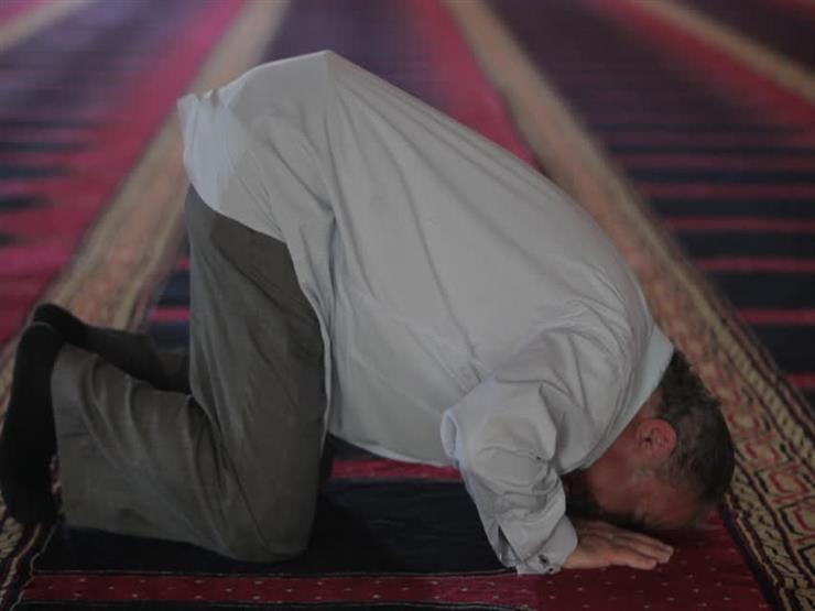 هل الأولى صلاة السنة القبلية وتفويت الجماعة أم تأخيرها؟.. جمعة يجيب هل الأولى صلاة السنة القبلية وتفويت الجماعة أم تأخيرها؟.. جمعة يجيب