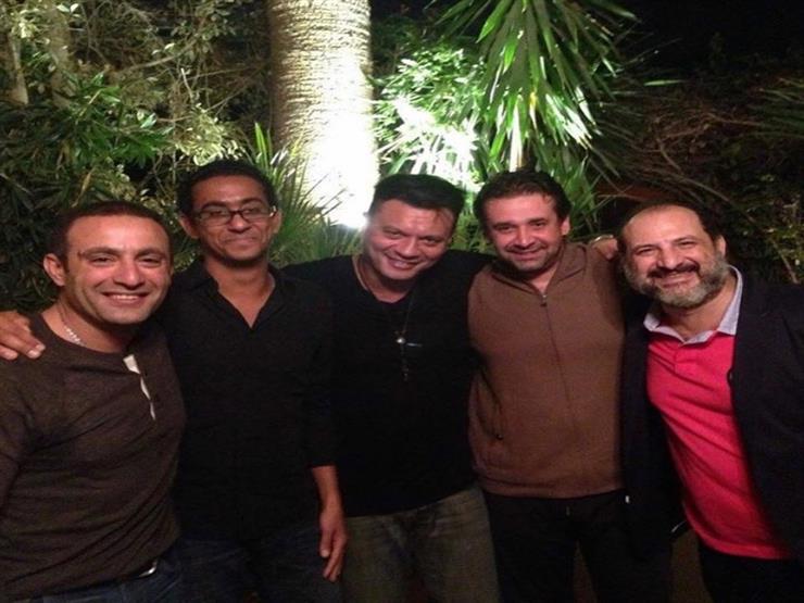 عن صورته مع النجوم.. عباس أبو الحسن: متجمعين عند النبي عن صورته مع النجوم.. عباس أبو الحسن: متجمعين عند النبي