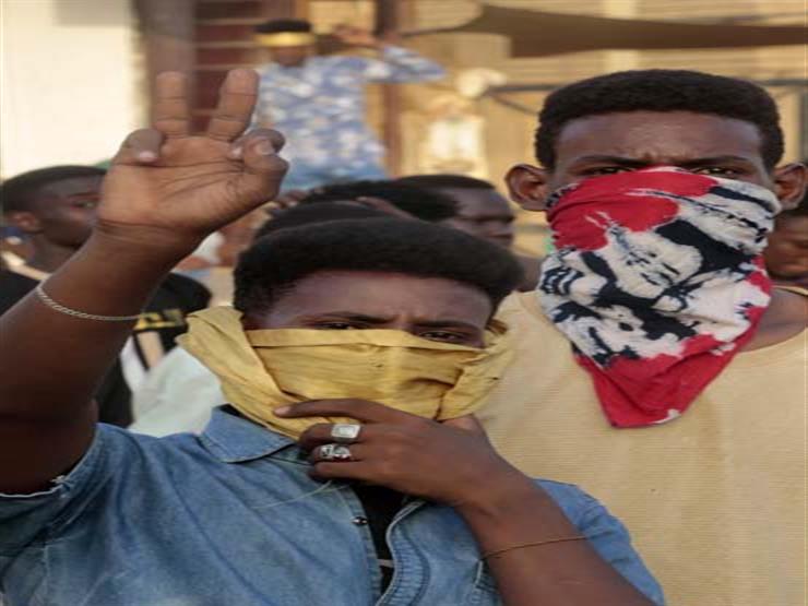 أنباء عن احتجاجات واعتقالات وسط تشديد أمني "غير مسبوق " في كشمير الهندية أنباء عن احتجاجات واعتقالات وسط تشديد أمني "غير مسبوق " في كشمير الهندية