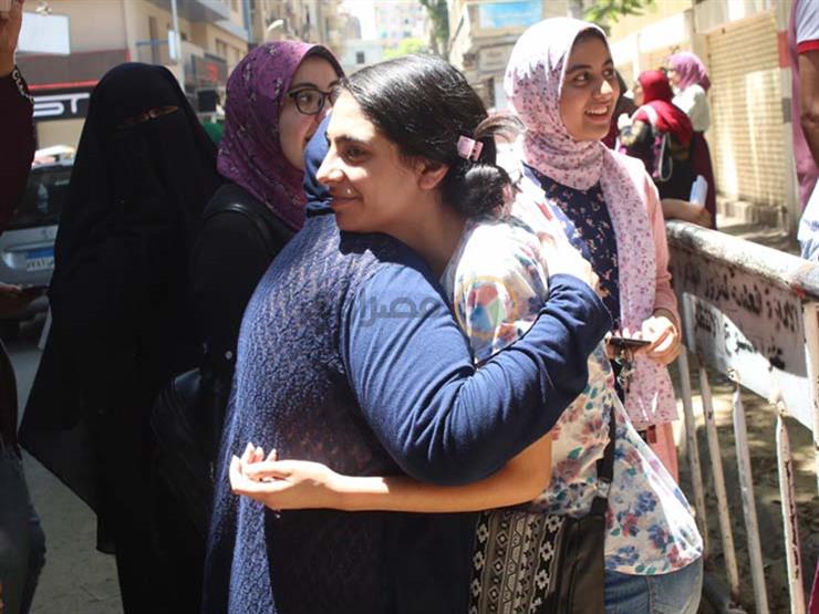 "الثانوية العامة ليست نهاية الحياة".. أستاذ طب نفسي ينصح الطلاب وأهاليهم "الثانوية العامة ليست نهاية الحياة".. أستاذ طب نفسي ينصح الطلاب وأهاليهم