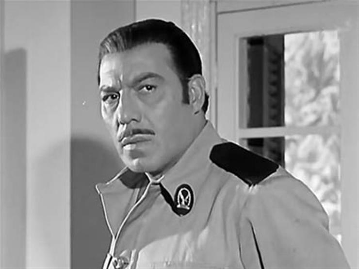 حفيد فريد شوقي يحكي لمصراوي كواليس تجسيده شخصية "الملك" حفيد فريد شوقي يحكي لمصراوي كواليس تجسيده شخصية "الملك"