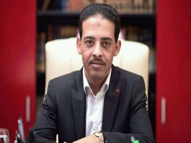 برلماني ينتقد عدم إلزام السائقين بتعريفة الركوب وزيادتها 40% برلماني ينتقد عدم إلزام السائقين بتعريفة الركوب وزيادتها 40%