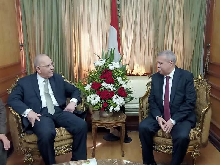 وزير العدل يهنئ المستشار "المنشاوي" برئاسة النيابة الإدارية وزير العدل يهنئ المستشار "المنشاوي" برئاسة النيابة الإدارية