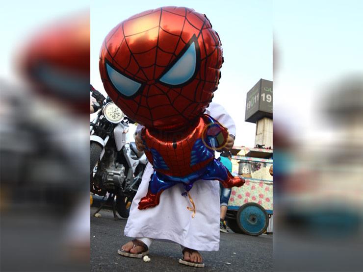 "المتحولون" في صلاة العيد (صورة) "المتحولون" في صلاة العيد (صورة)