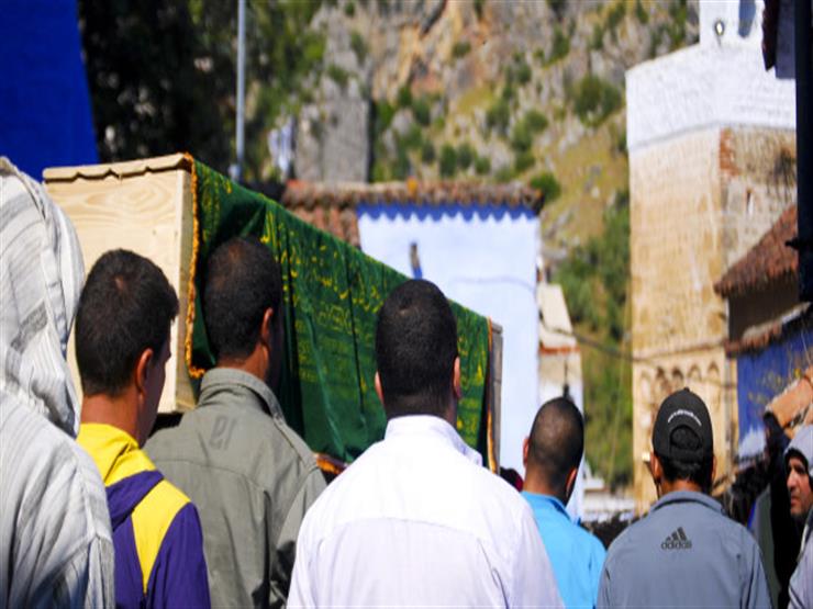 هل يسقط الدين عن المُتَوفَى عند إعلان تحمل ذويه الوفاء عنه؟ هل يسقط الدين عن المُتَوفَى عند إعلان تحمل ذويه الوفاء عنه؟