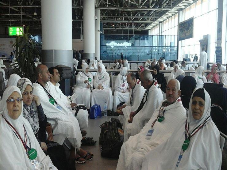 مطار القاهرة يبدأ استقبال الحجاج "المتعجلين" مطار القاهرة يبدأ استقبال الحجاج "المتعجلين"